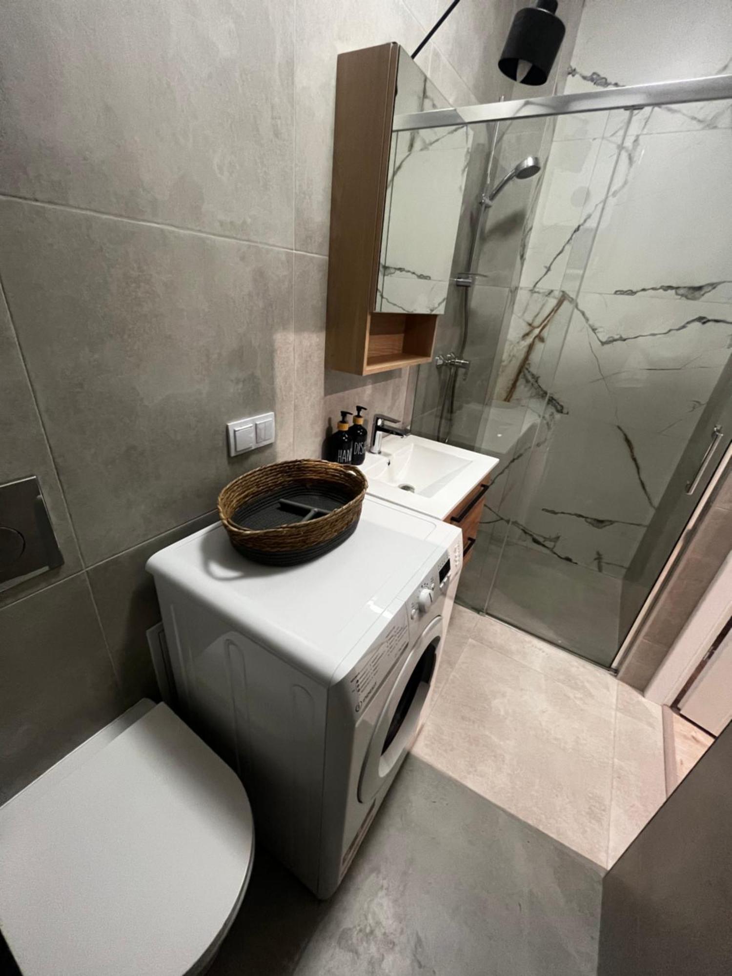 Apartamenty Dbrw Jezyce Poznan Exterior photo
