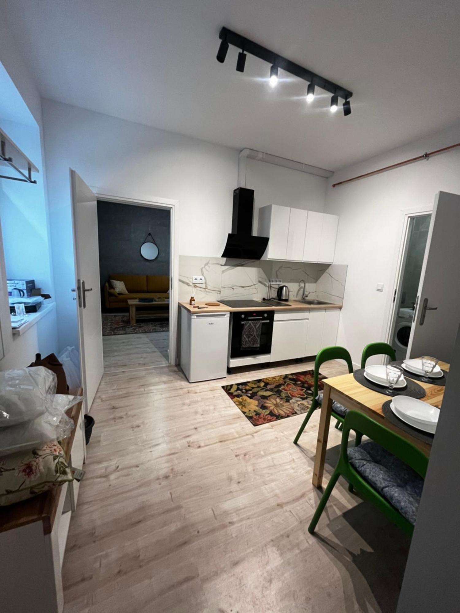 Apartamenty Dbrw Jezyce Poznan Exterior photo